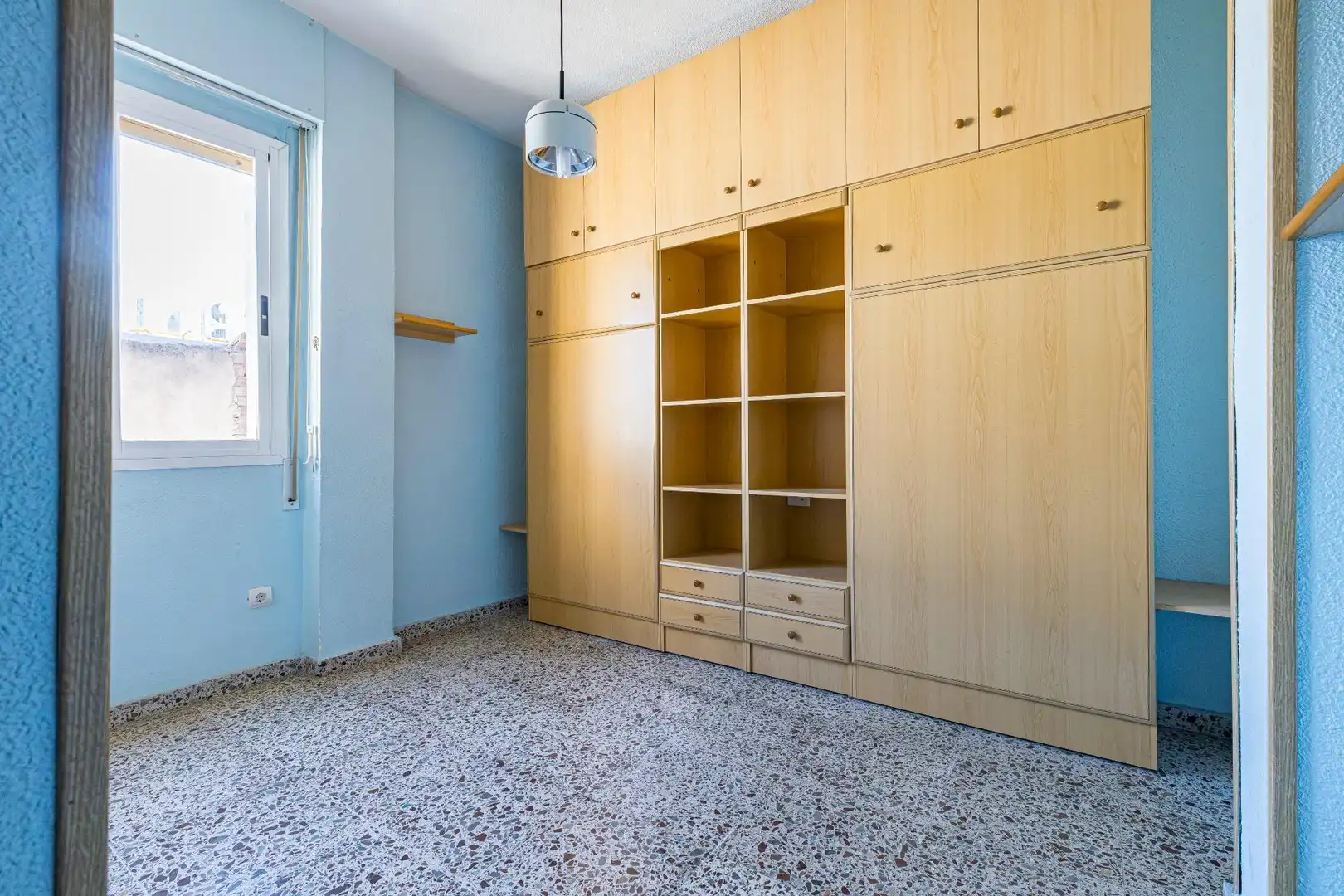 Habitación de Piso en venta en Murcia con Terraza y Balcón