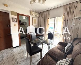 Sala d'estar de Pis en venda en  Sevilla Capital amb Terrassa