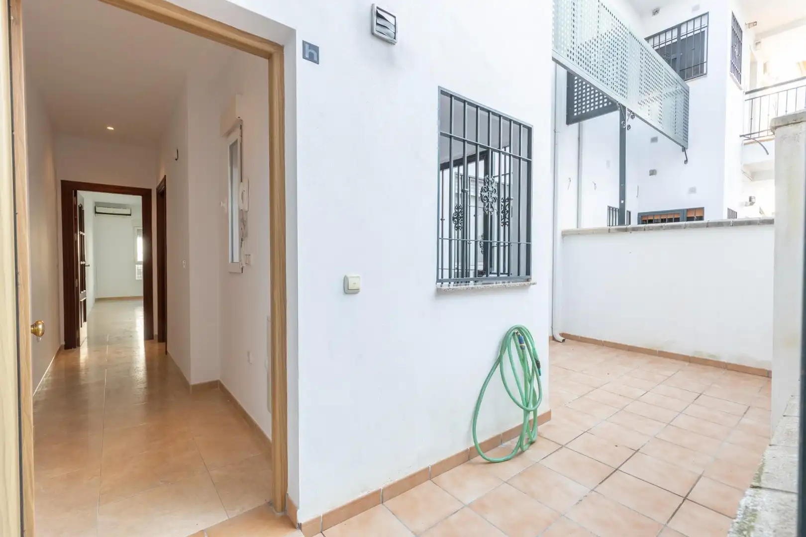 Flat for sale in Alhendín  with Air Conditioner