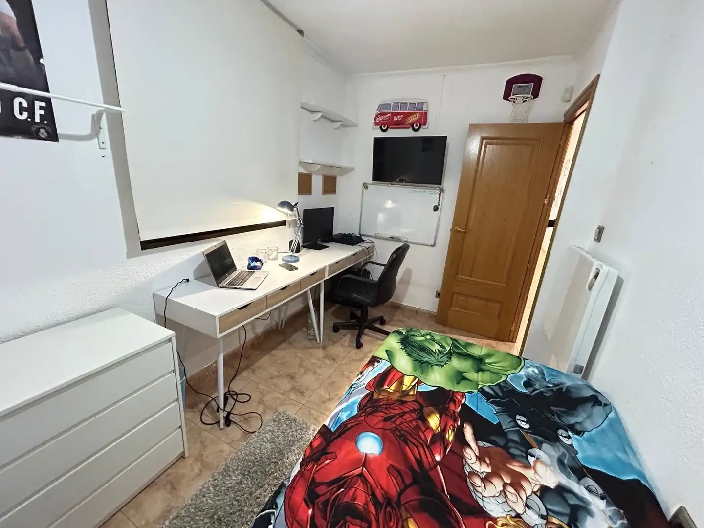 Bedroom of Flat for sale in Crevillent  with Air Conditioner, Furnished and Balcony