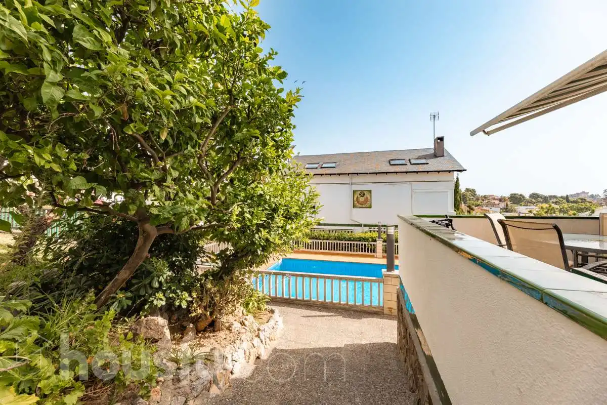 Adosado con piscina en venta en Avenida 315 ., imagen 39