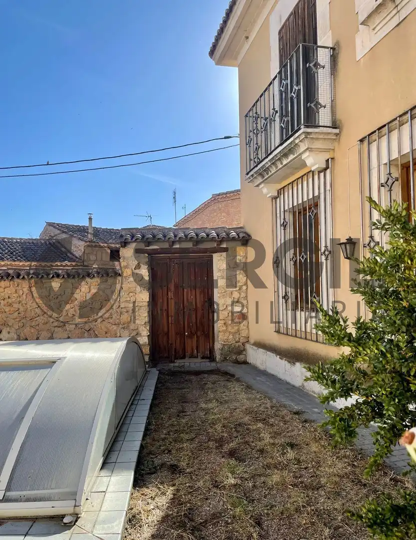 Exterior view of Houses for sale in Brieva  with Heating, Private garden and Storage room