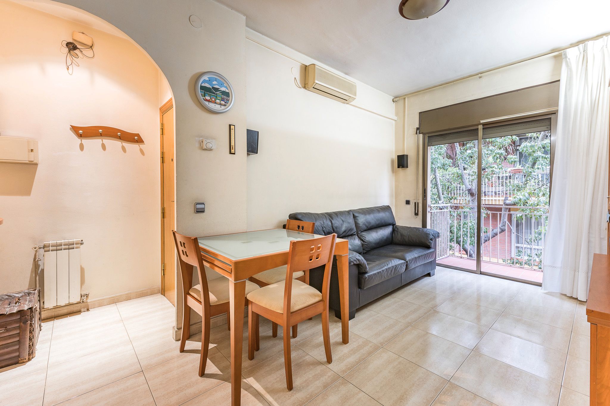 Sala de estar de Apartamento en venta en  Barcelona Capital con Calefacción, Terraza y Trastero