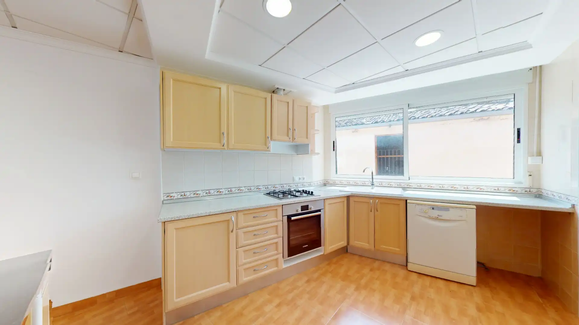 Cocina de Casa adosada en venta en L'Orxa / Lorcha con Aire acondicionado, Terraza y Trastero