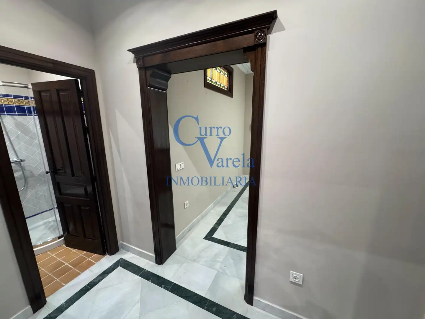 Houses for sale in Dos Hermanas  with Air Conditioner, Heating and Storage room
