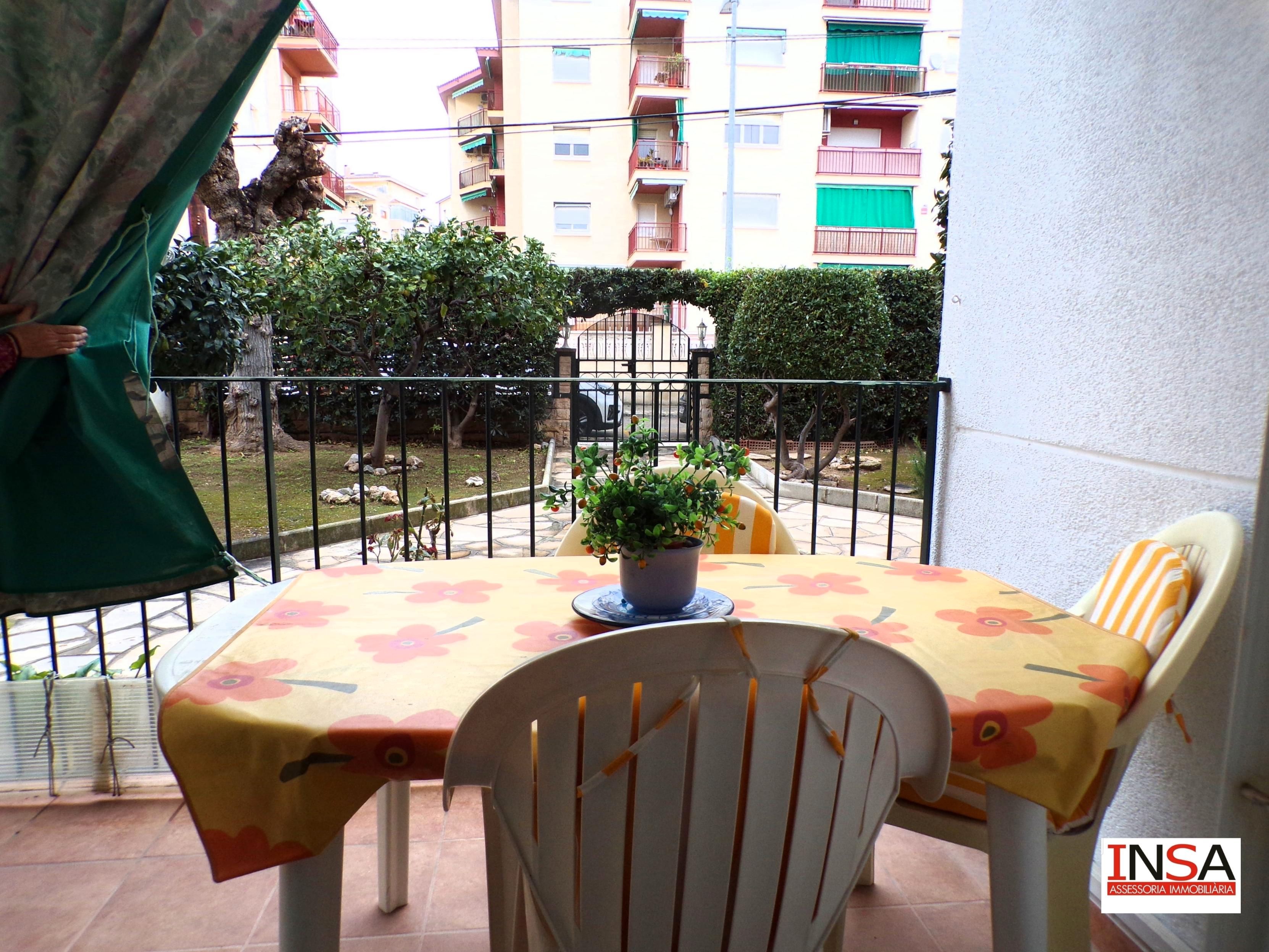 Jardí de Apartament en venda en Calafell amb Aire condicionat, Terrassa i Moblat