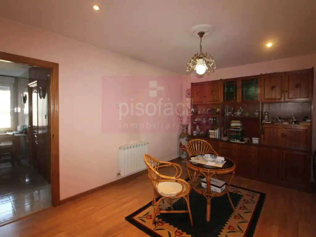 Sala d'estar de Casa o xalet en venda en Lugo amb Terrassa