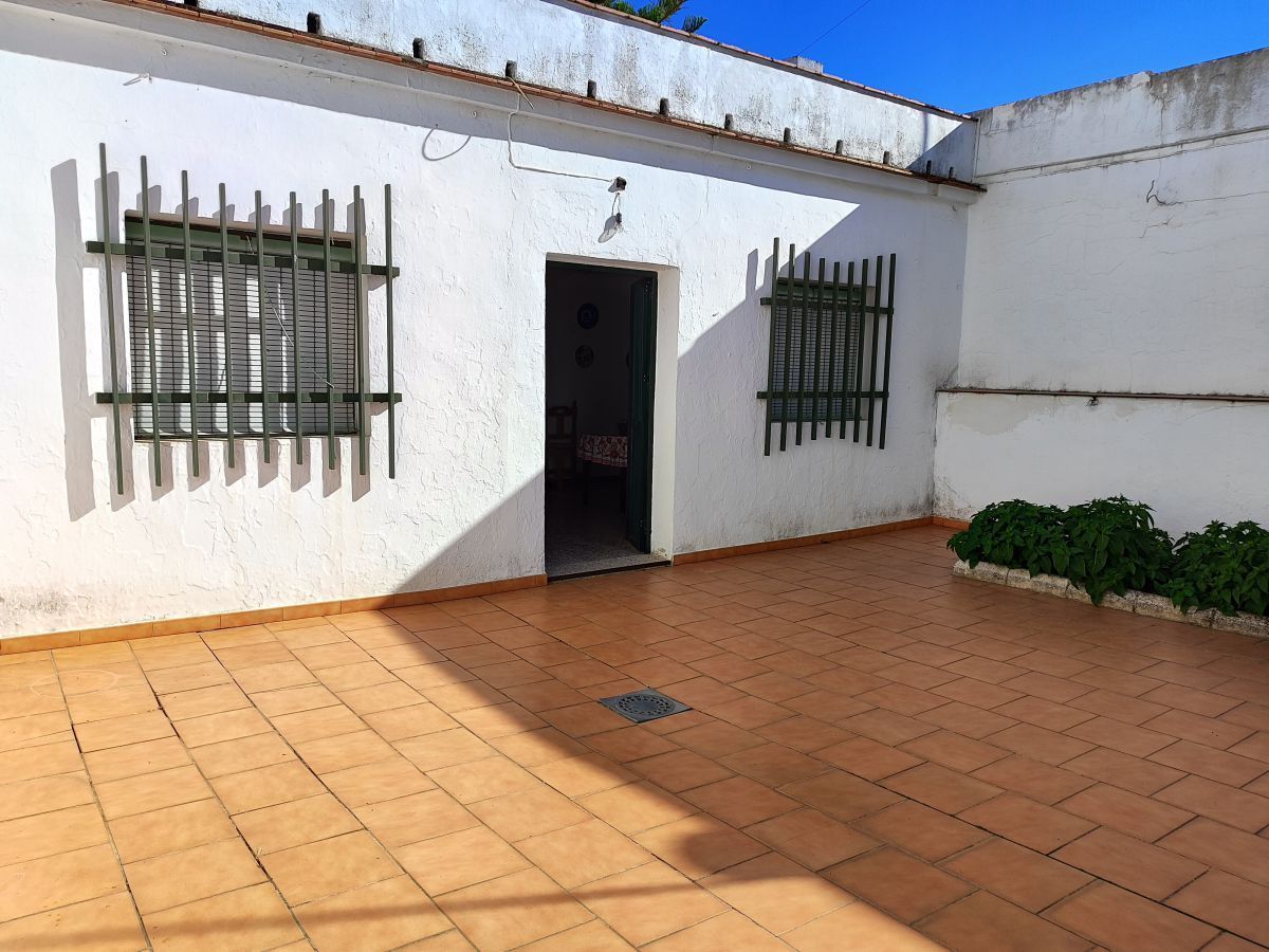 Exterior view of House or chalet for sale in San Bartolomé de la Torre  with Terrace