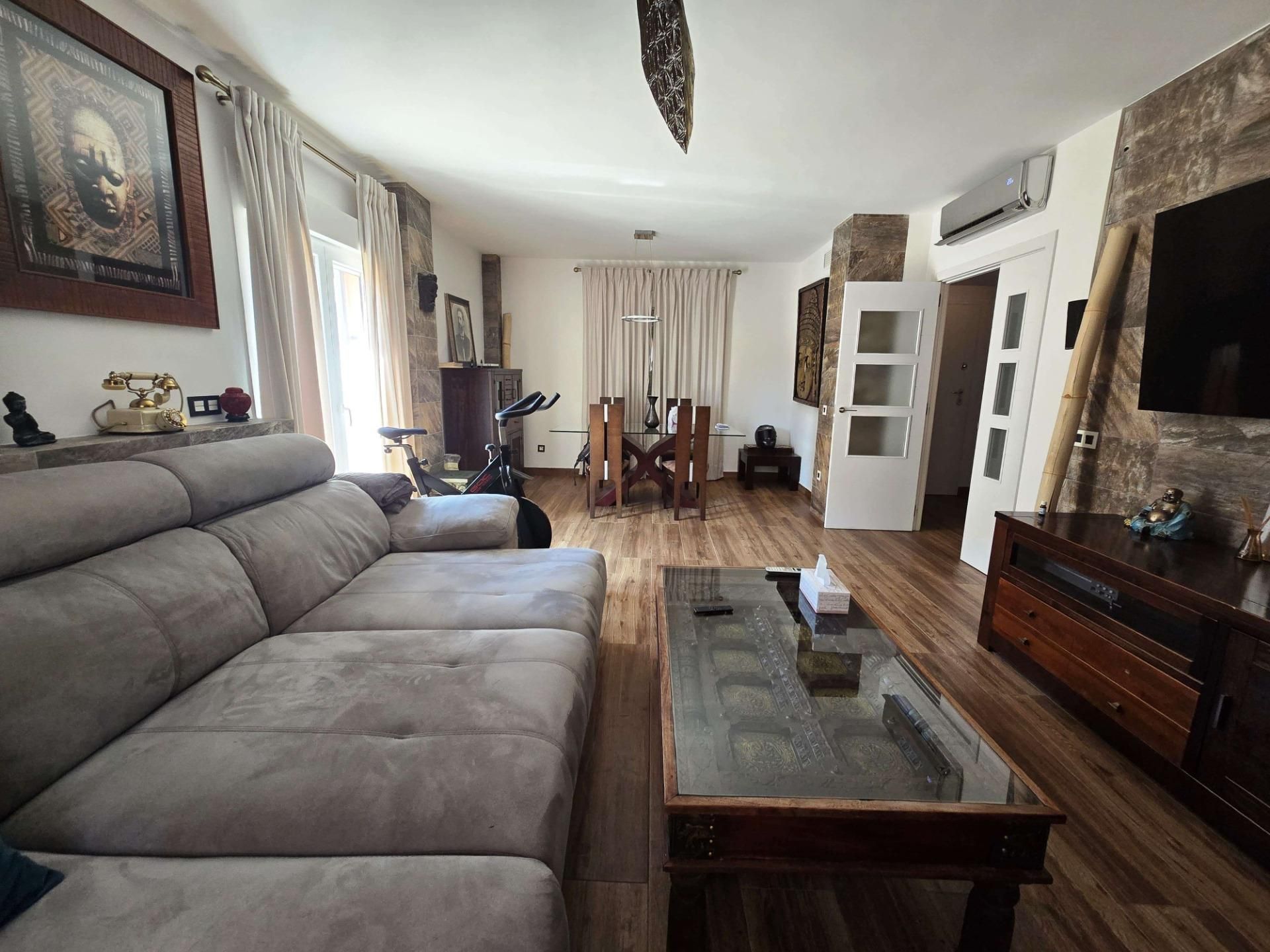 Living room of House or chalet for sale in Gines  with Air Conditioner and Terrace