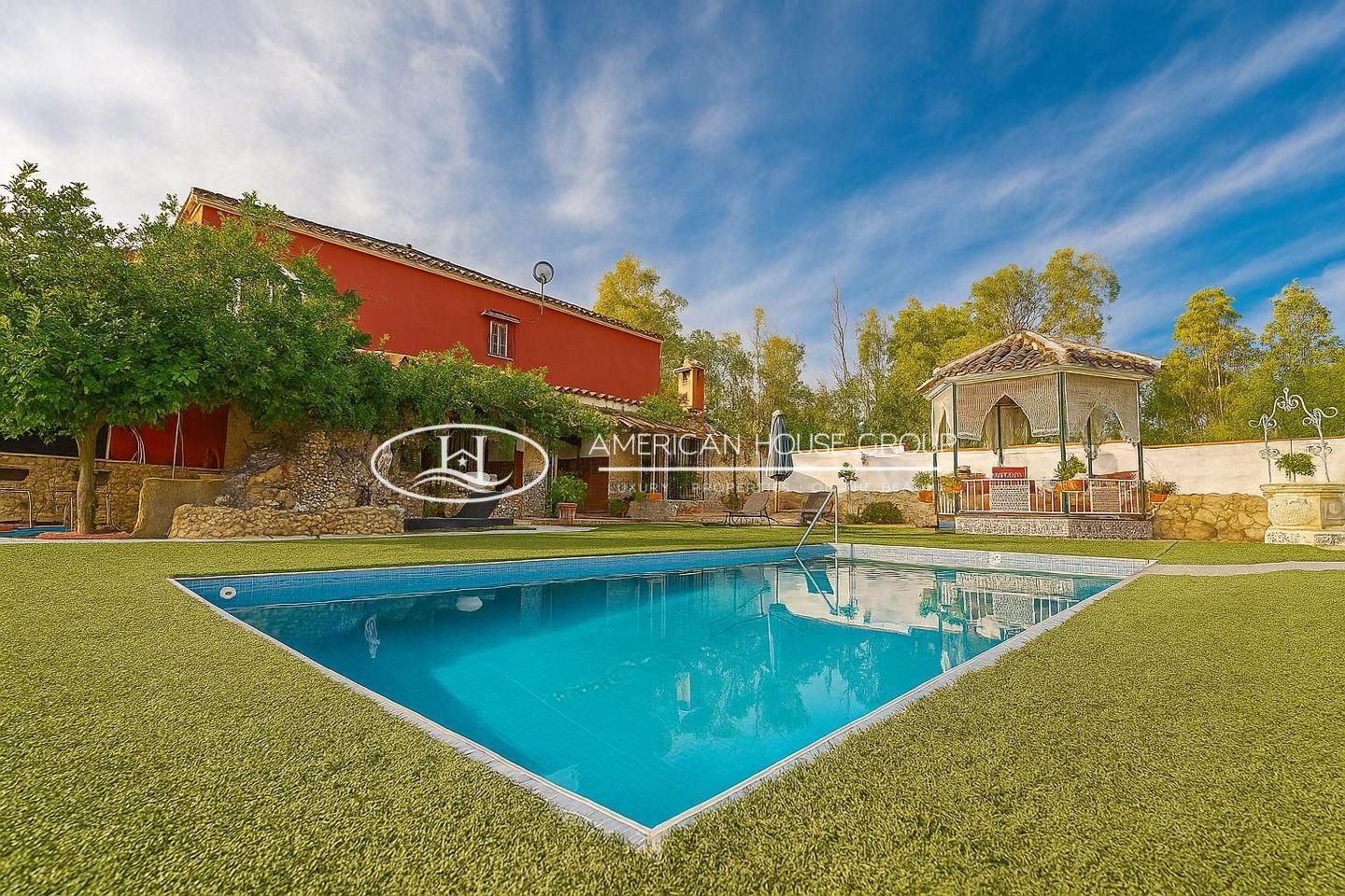Swimming pool of House or chalet for sale in Chiclana de la Frontera  with Air Conditioner, Private garden and Terrace