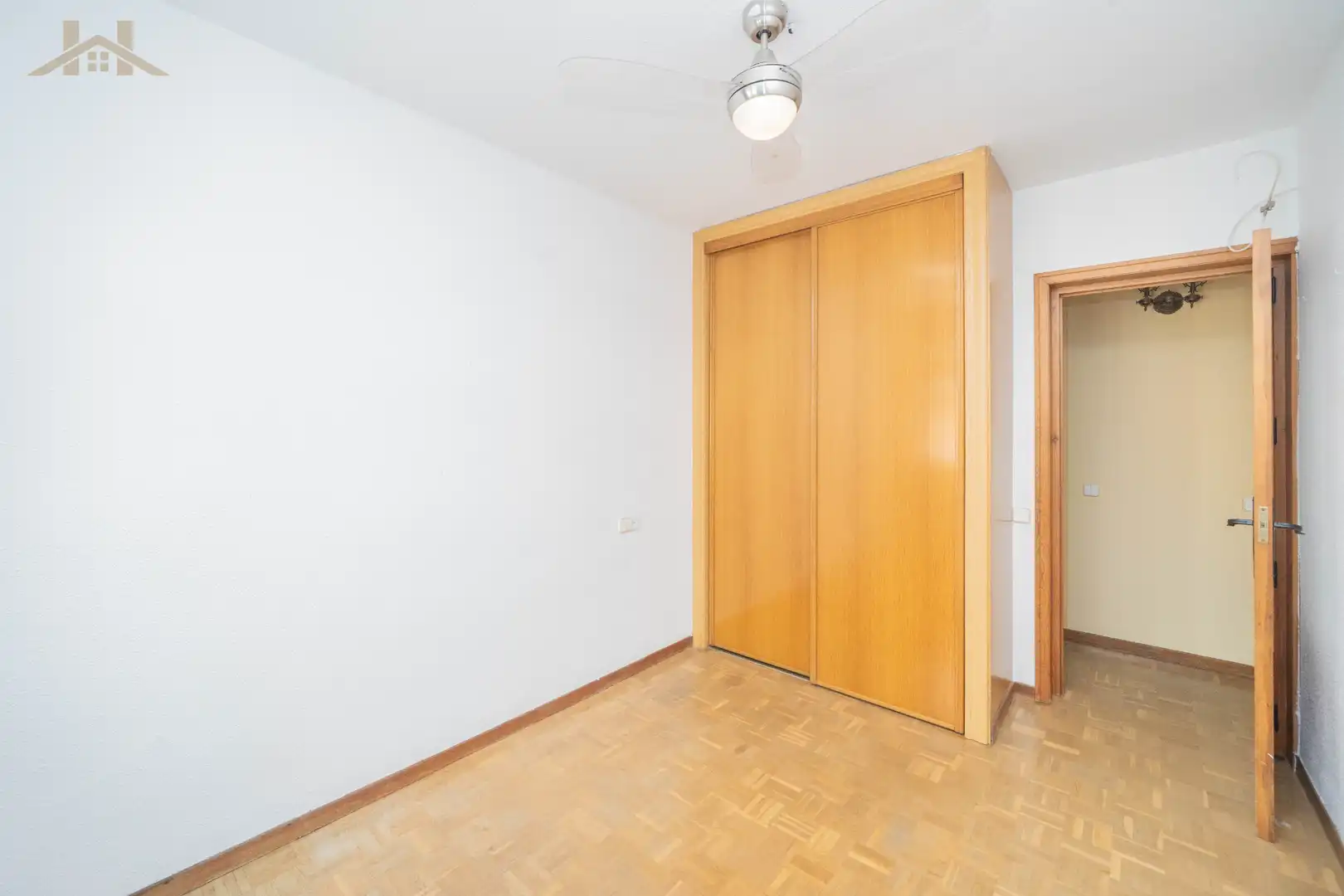 Bedroom of Detached homes for sale in El Escorial  with Heating, Terrace and Furnished