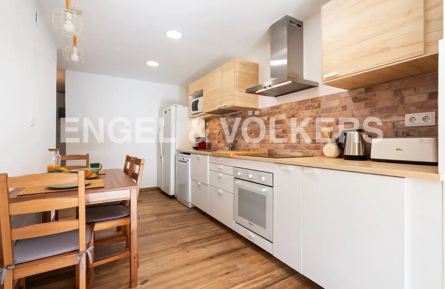 Küche von Wohnung zur Miete in Barcelona mit Klimaanlage, Heizung und Parkett