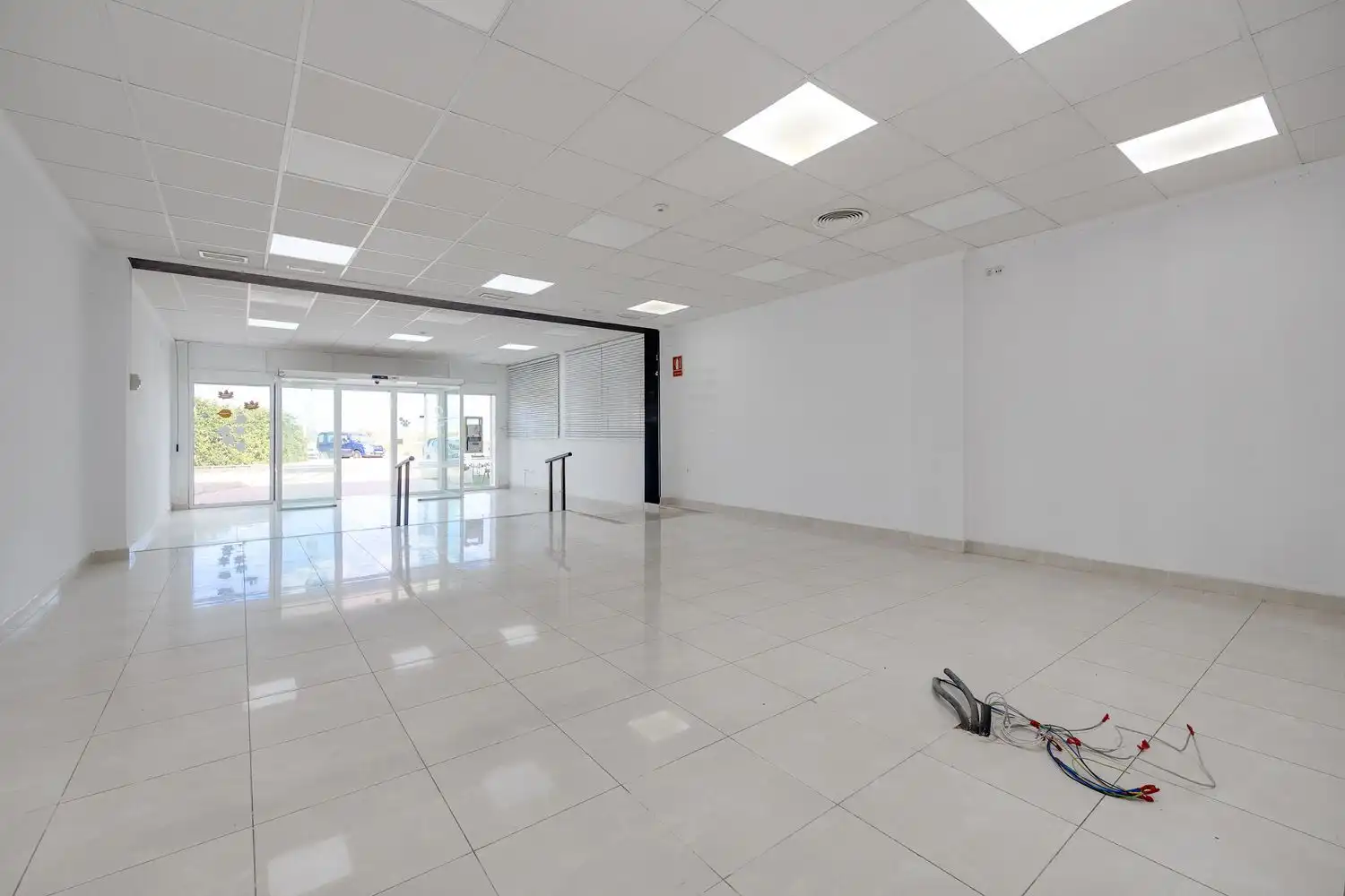 Commercial properties for sale in Torrevieja  with Air Conditioner