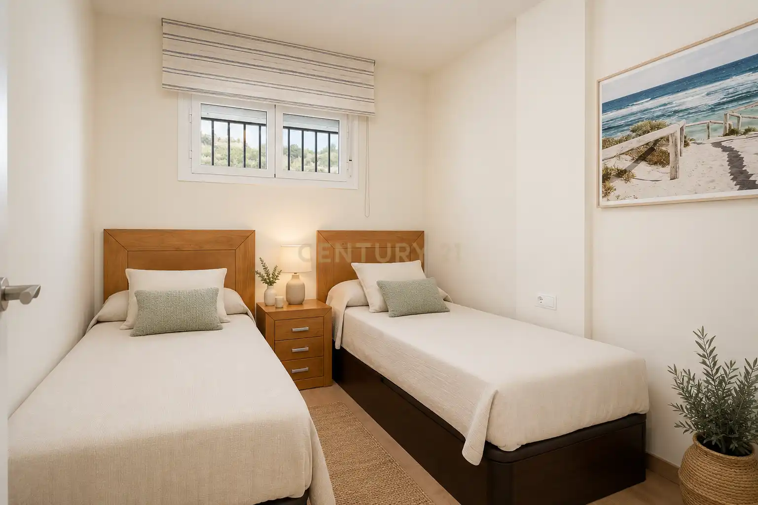 Habitación de Apartamento en venta en Mutxamel con Aire acondicionado, Trastero y Piscina