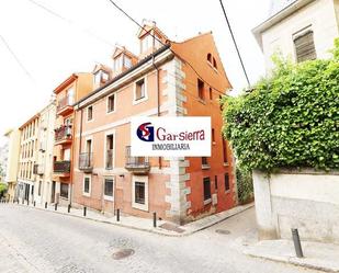 Exterior view of Duplex for sale in San Lorenzo de El Escorial  with Terrace