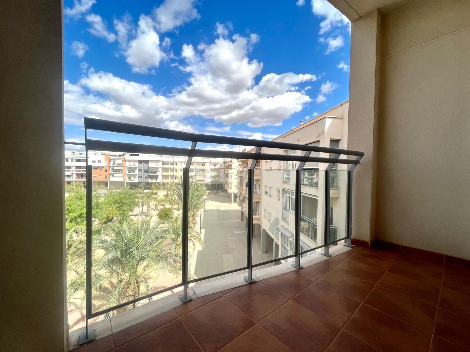Terraza de Piso de alquiler en Elche / Elx con Aire acondicionado, Calefacción y Terraza