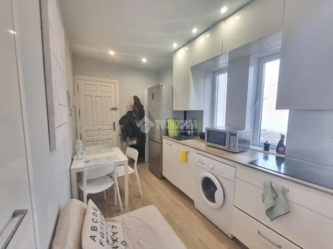Cocina de Piso en venta en Madrid con Aire acondicionado