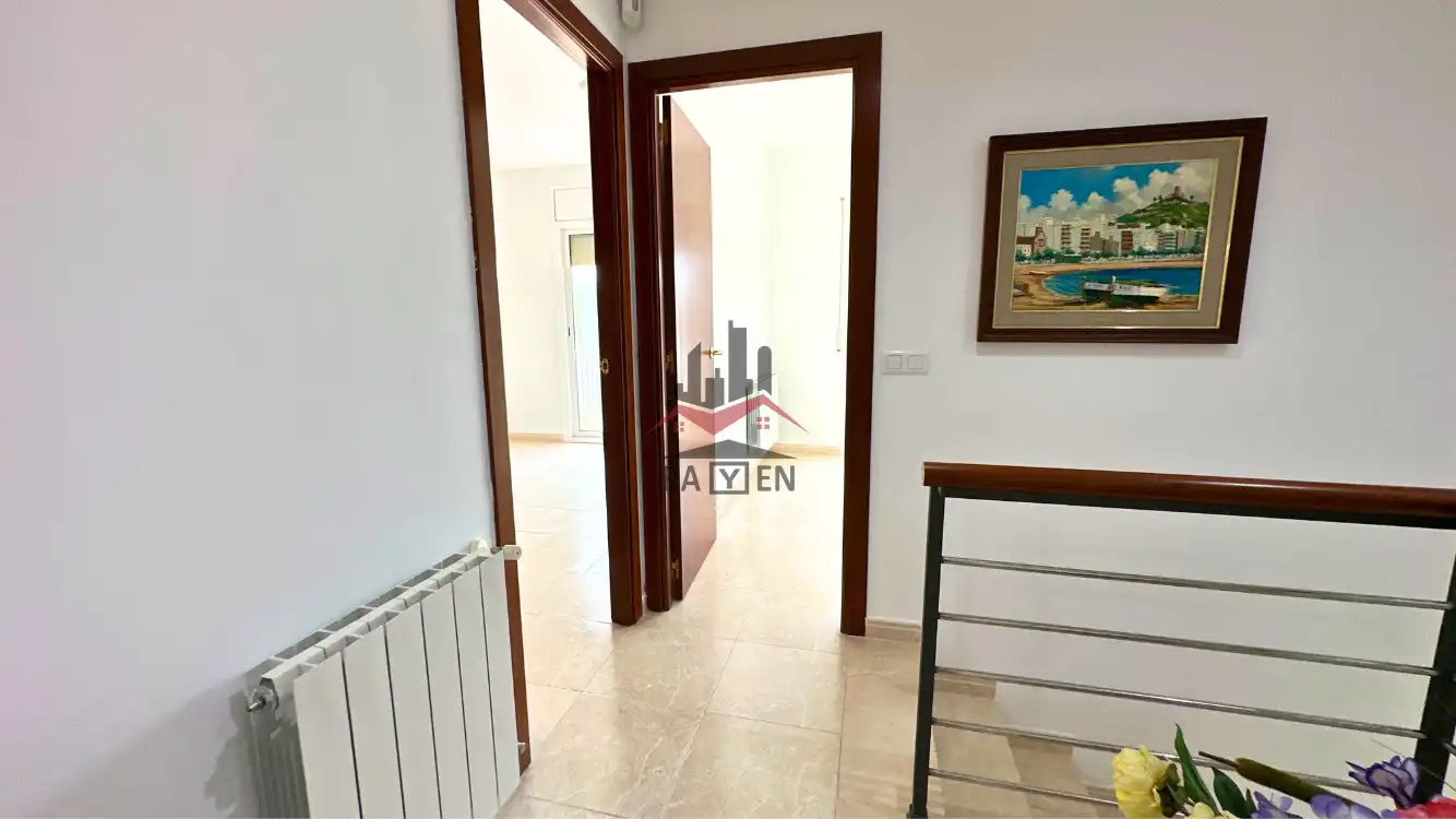 Houses for sale in del Poeta Apel·les Mestres, Poble Nou - Olivar Gran