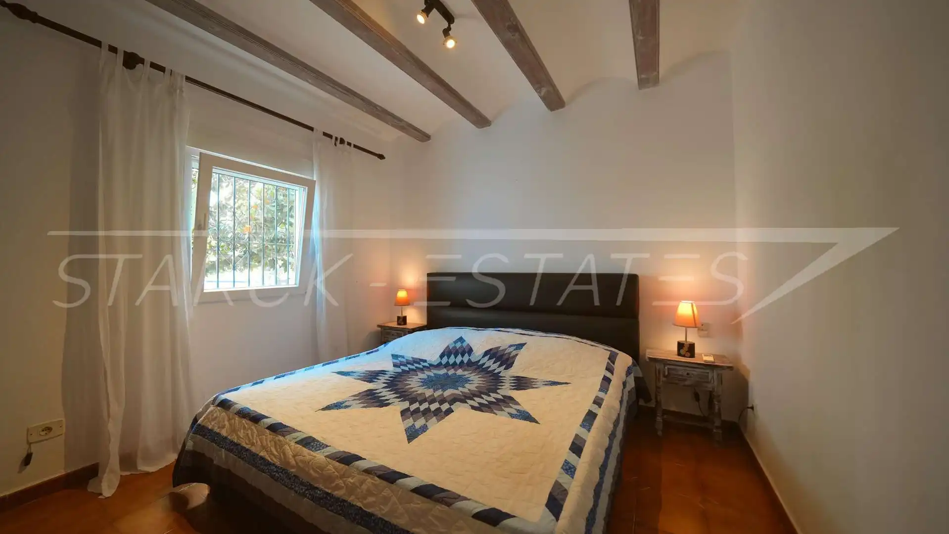 Dormitori de Casa o xalet en venda en Els Poblets amb Aire condicionat, Jardí privat i Piscina