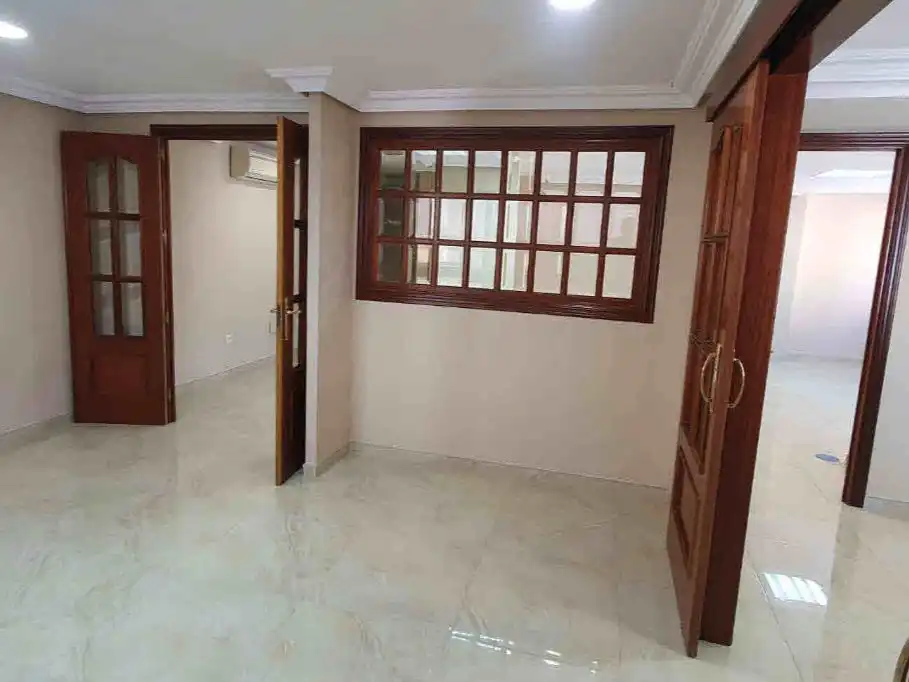 Office for rent in Marbella  with Air Conditioner, Heating and Terrace