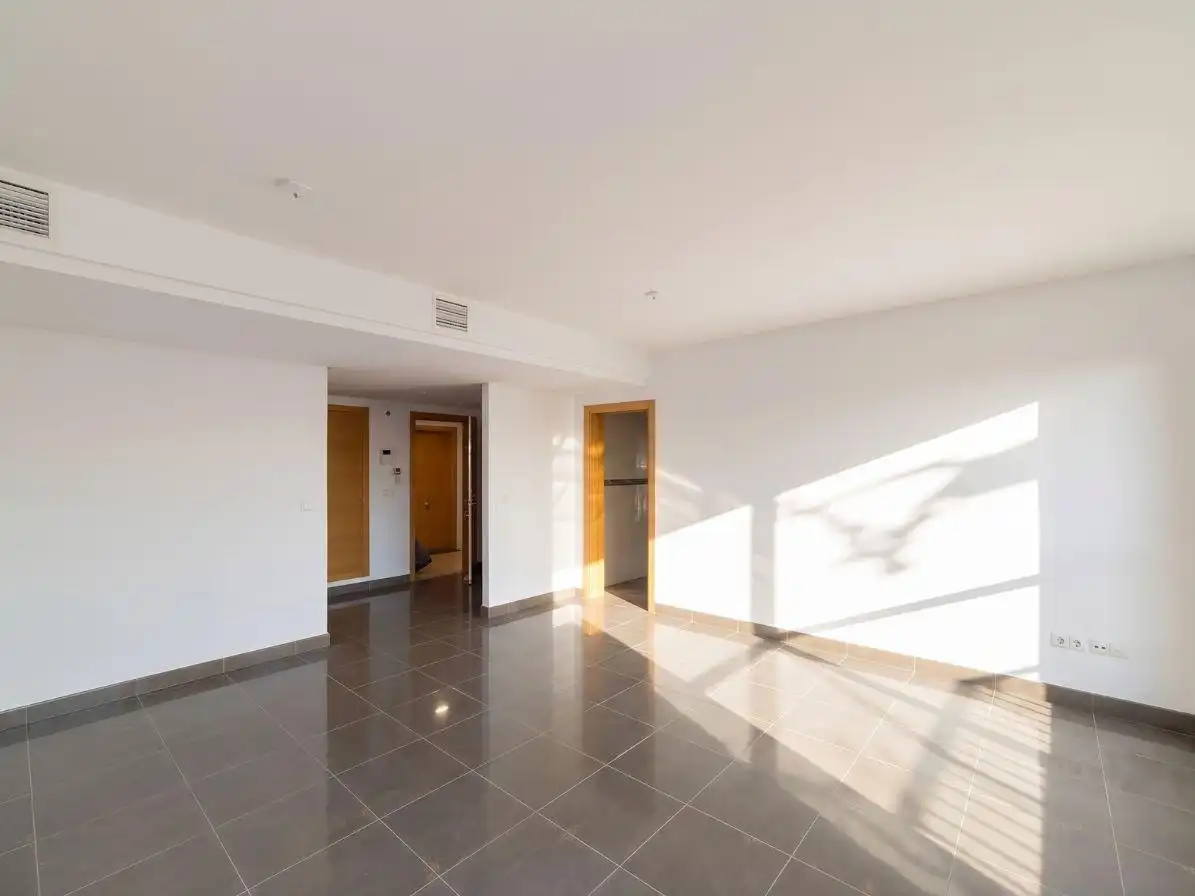 Piso en venta en Alicante / Alacant con Piscina comunitaria