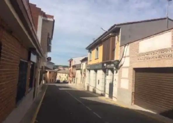 Local comercial en venda a El Carpio de Tajo
