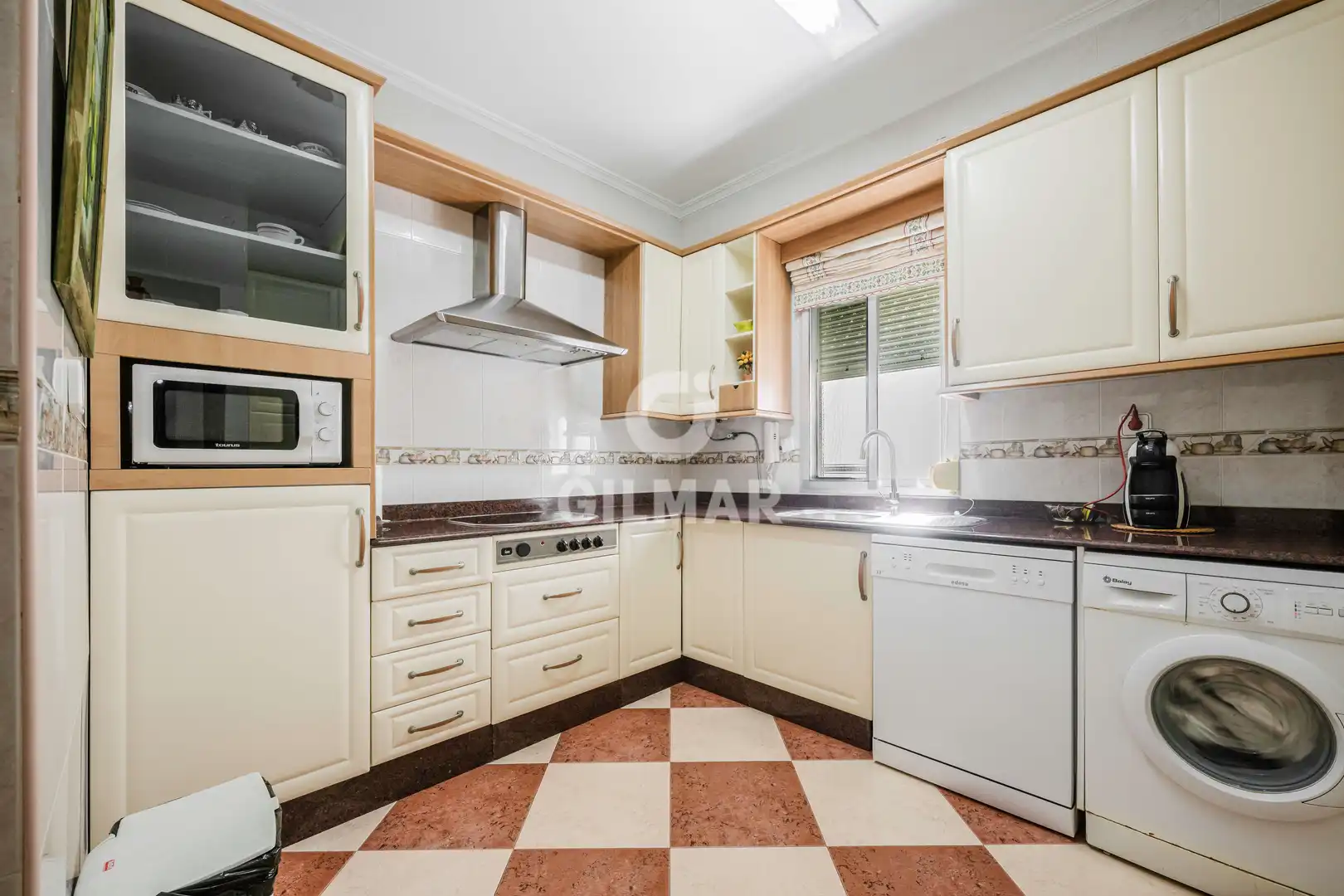 Cocina de Piso en venta en Cádiz con Calefacción