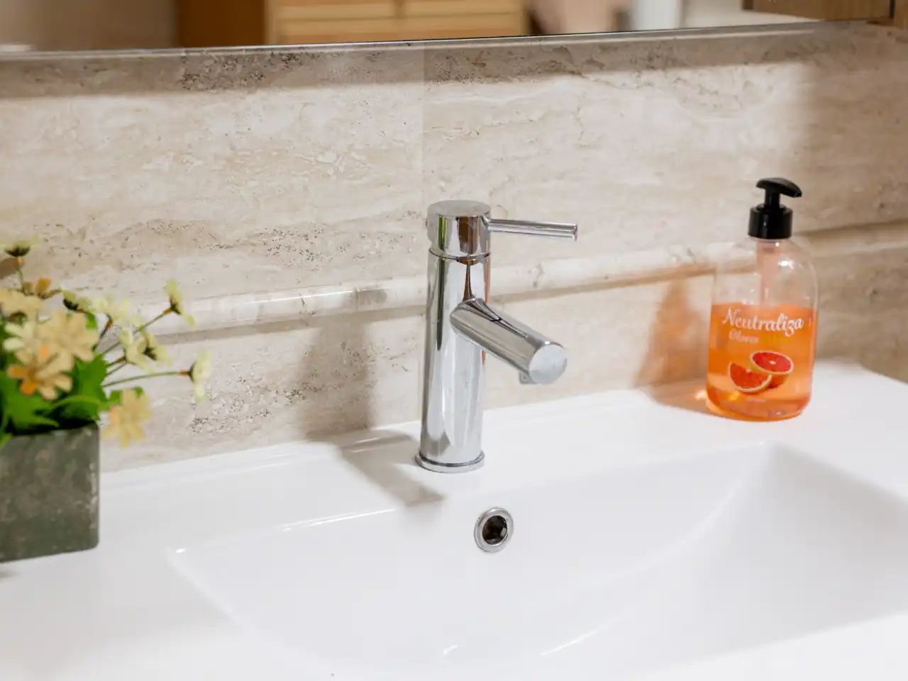 Bathroom of Flat for sale in Maracena  with Air Conditioner, Terrace and Balcony