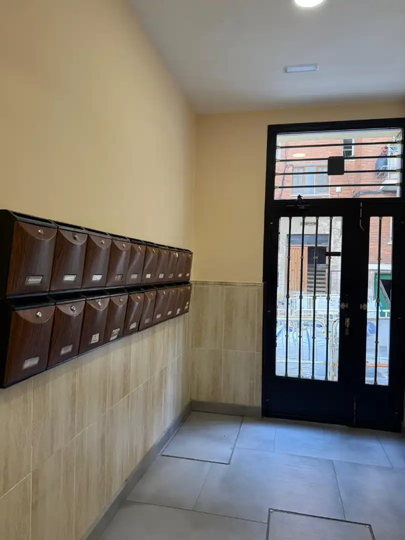 Flat for sale in Madrid  with Air Conditioner and Heating