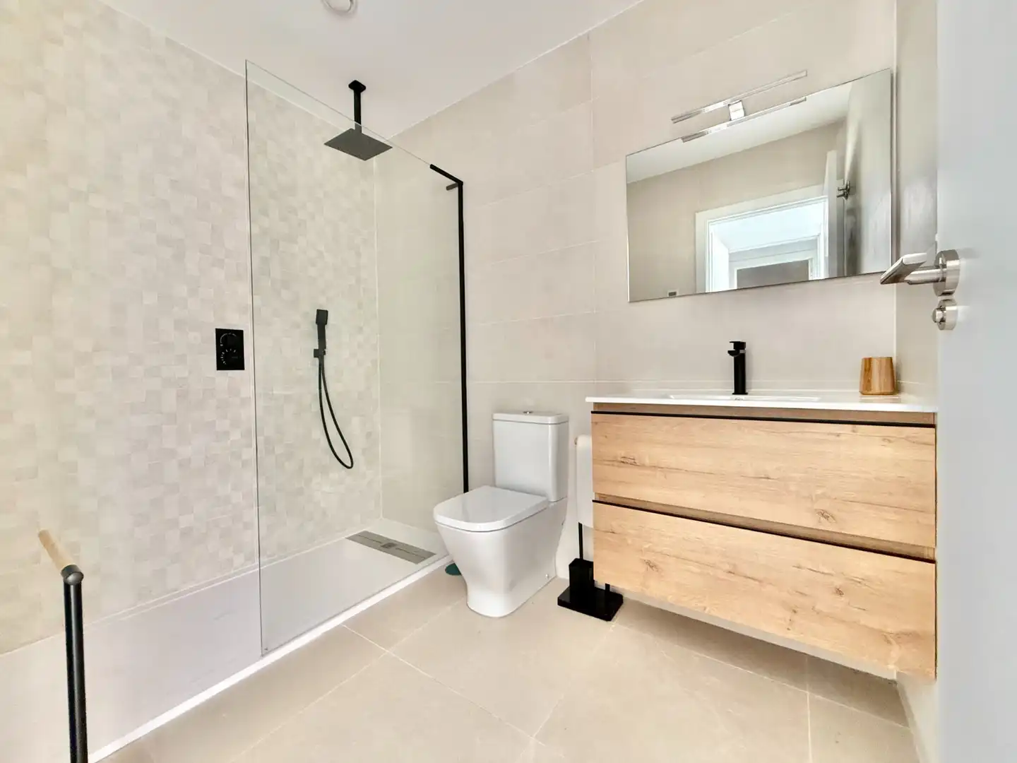 Baño de Casa o chalet en venta en San Pedro del Pinatar con Aire acondicionado, Jardín privado y Terraza