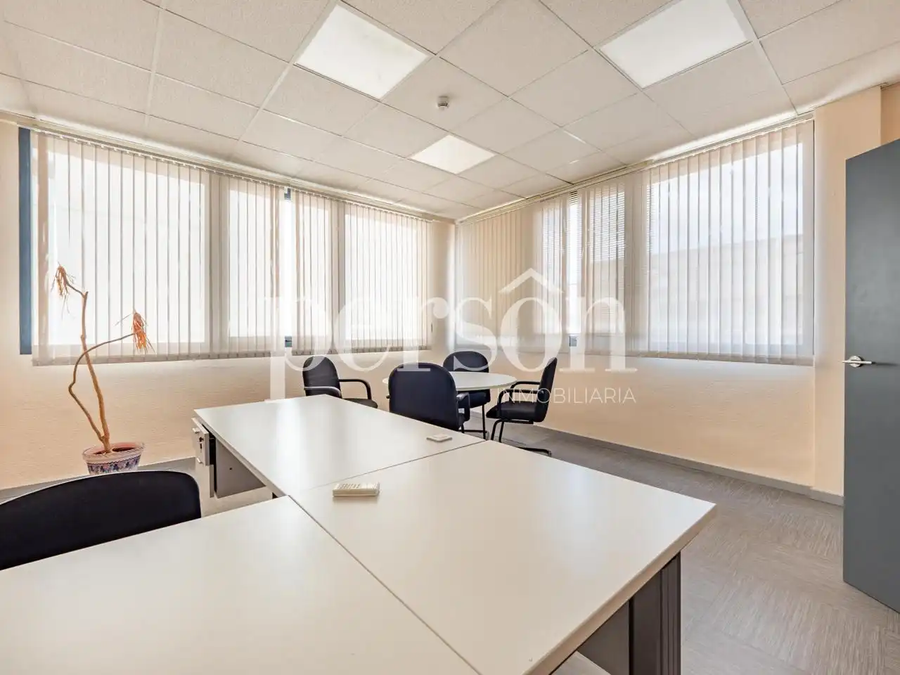 Industrial building to rent in Fuente del Jarro, imagen 31