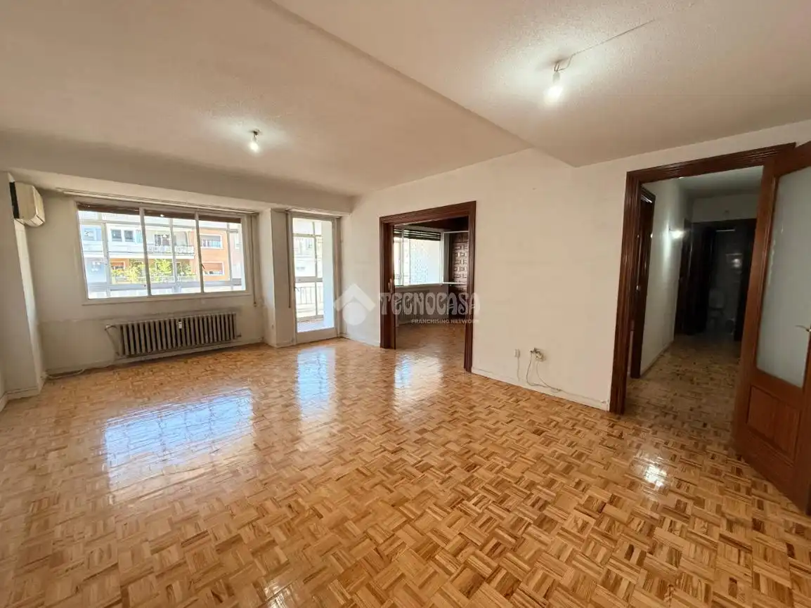 Sala de estar de Piso en venta en Madrid