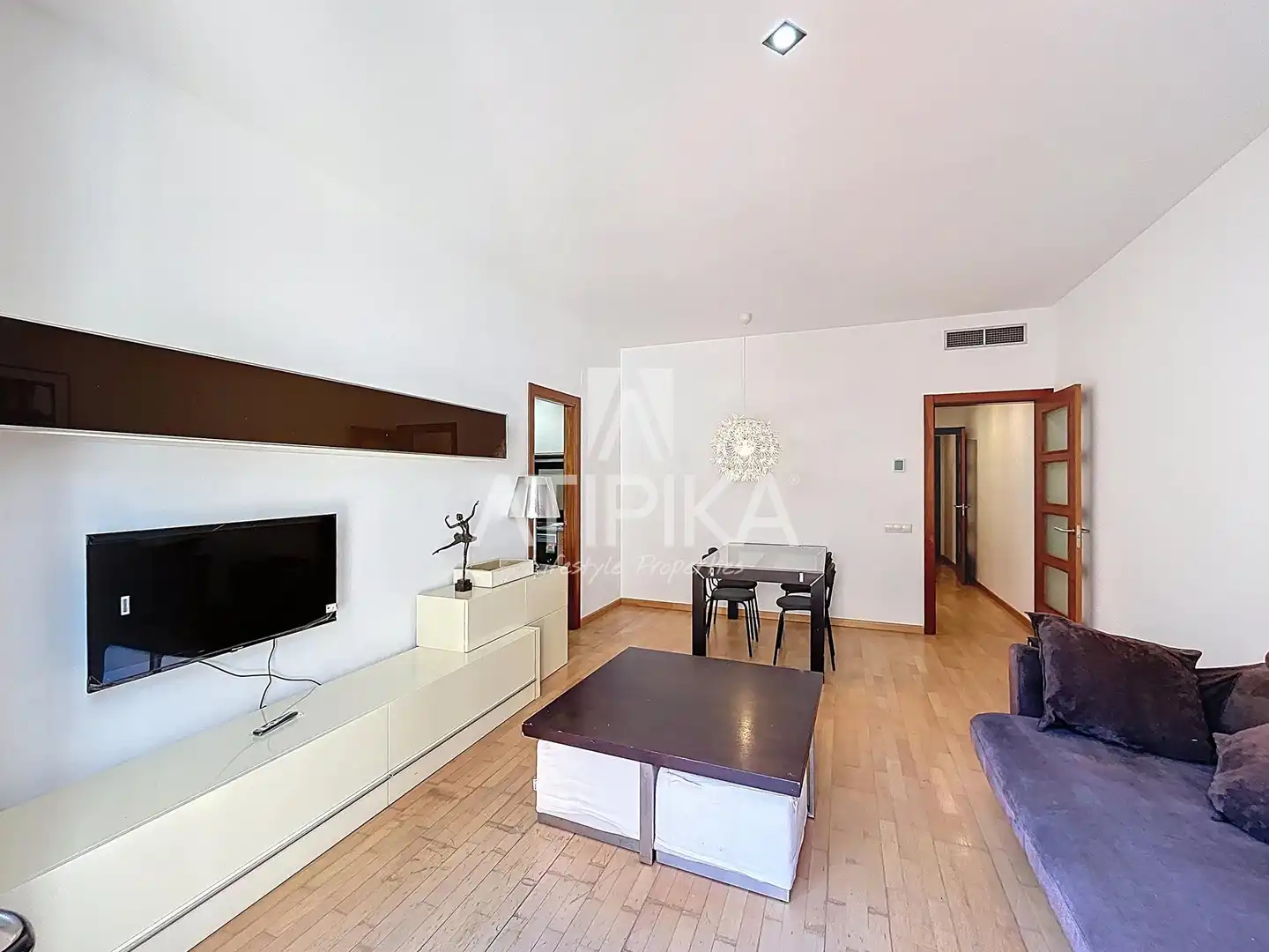 Sala de estar de Piso en venta en Barcelona con Aire acondicionado, Parquet y Amueblado