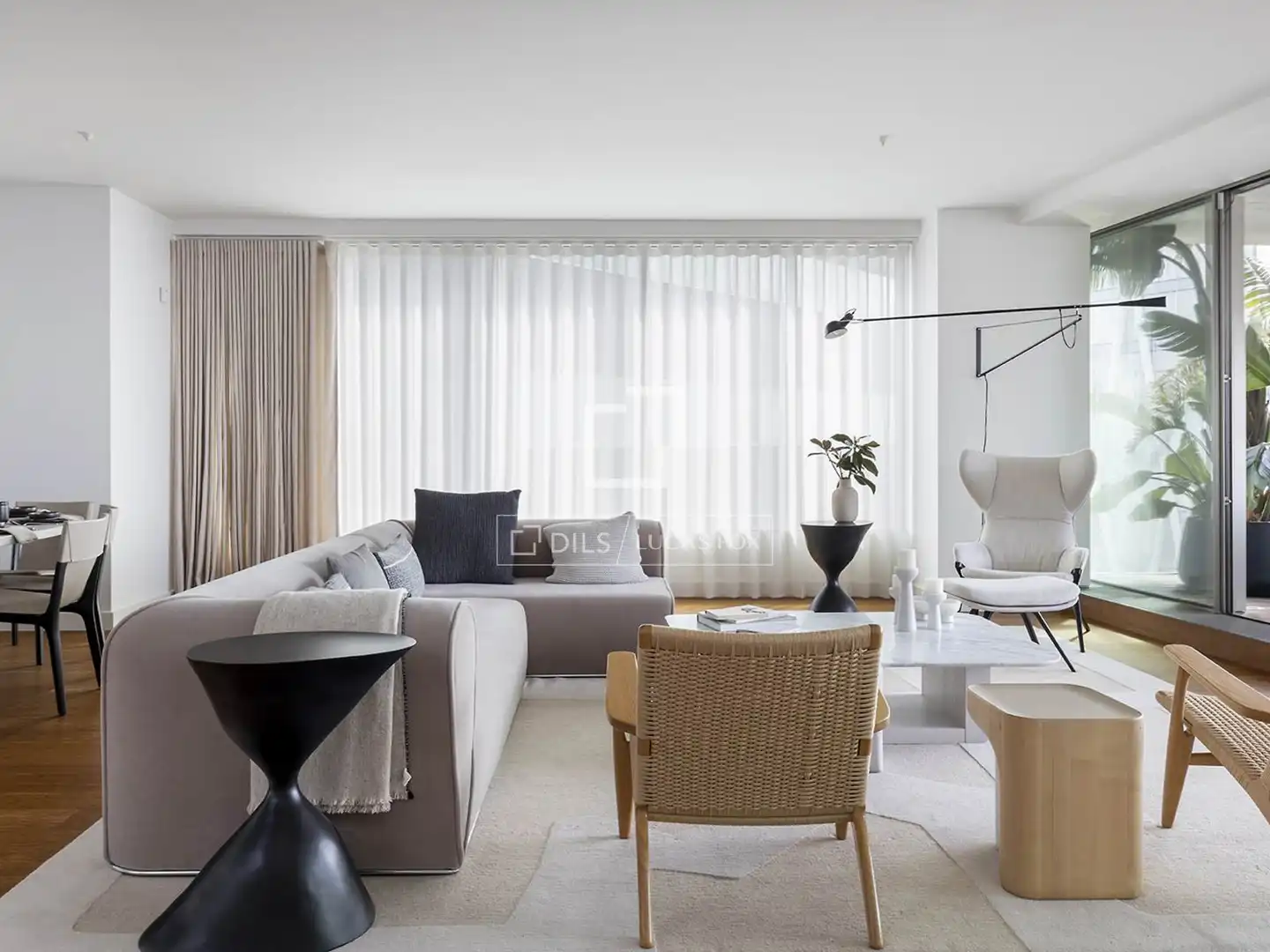 Wohnzimmer von Wohnung zum Verkauf in Barcelona mit Klimaanlage, Heizung und Parkett