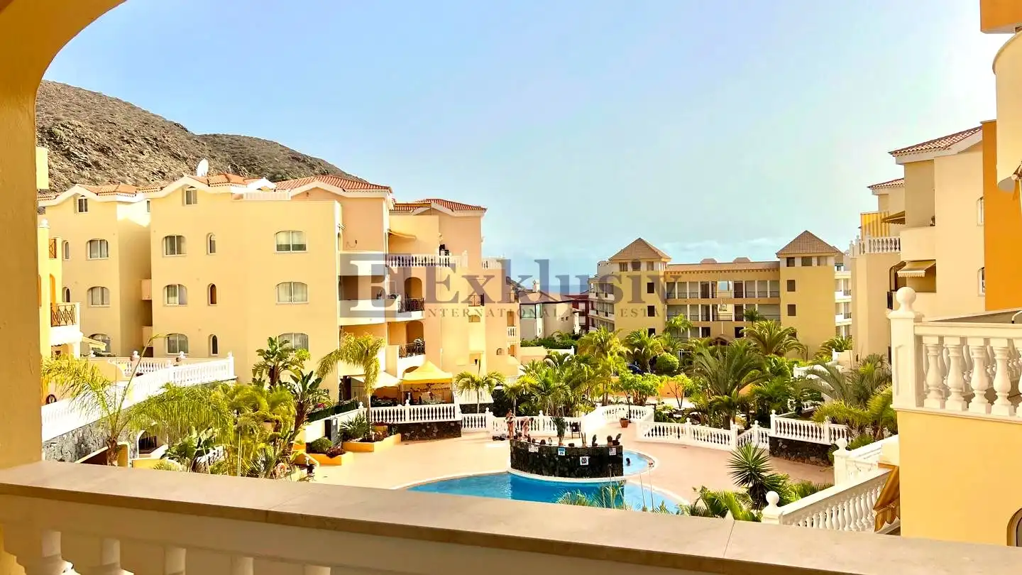 Exterior view of Ground floor for sale in Arona  with Air Conditioner, Terrace and Storage room