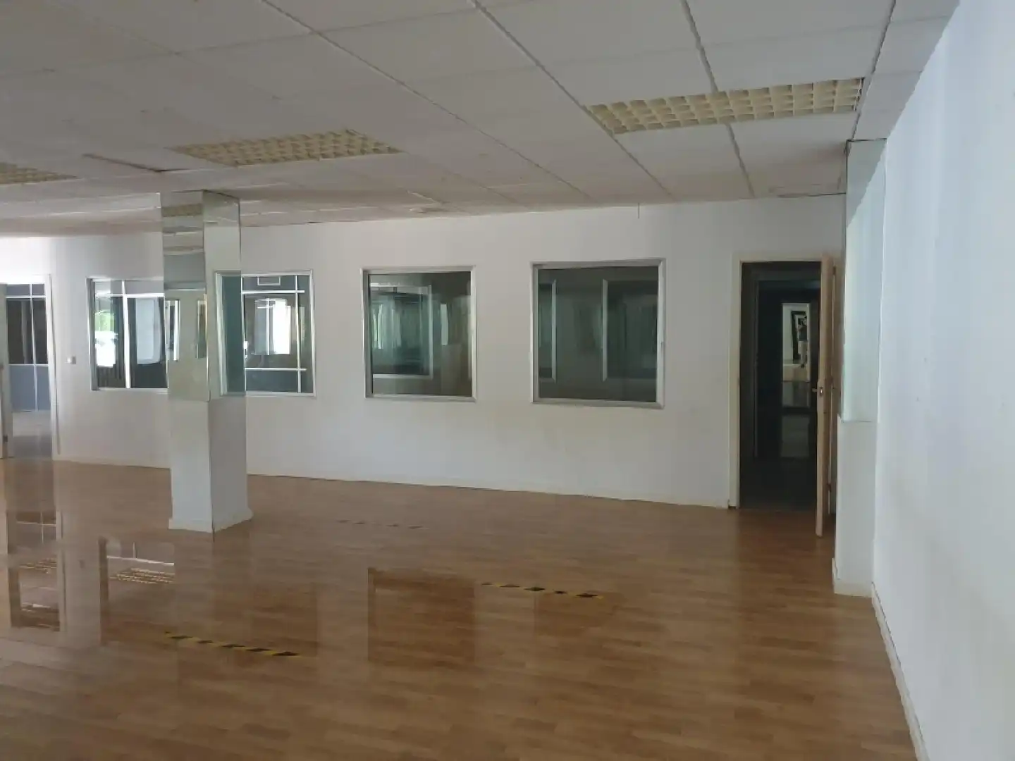 Local en venta en San Antonio de Benagéber con Aire acondicionado