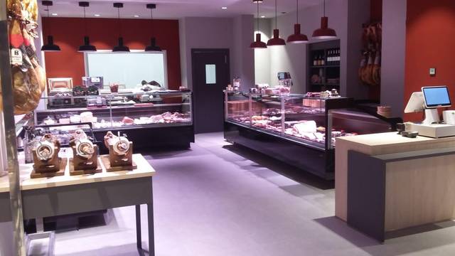 Local comercial en Alquiler en Eixample Sud – Migdia