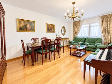 Wohnung mit Aufzug zum Verkauf in Calle Heroe De Sostoa
