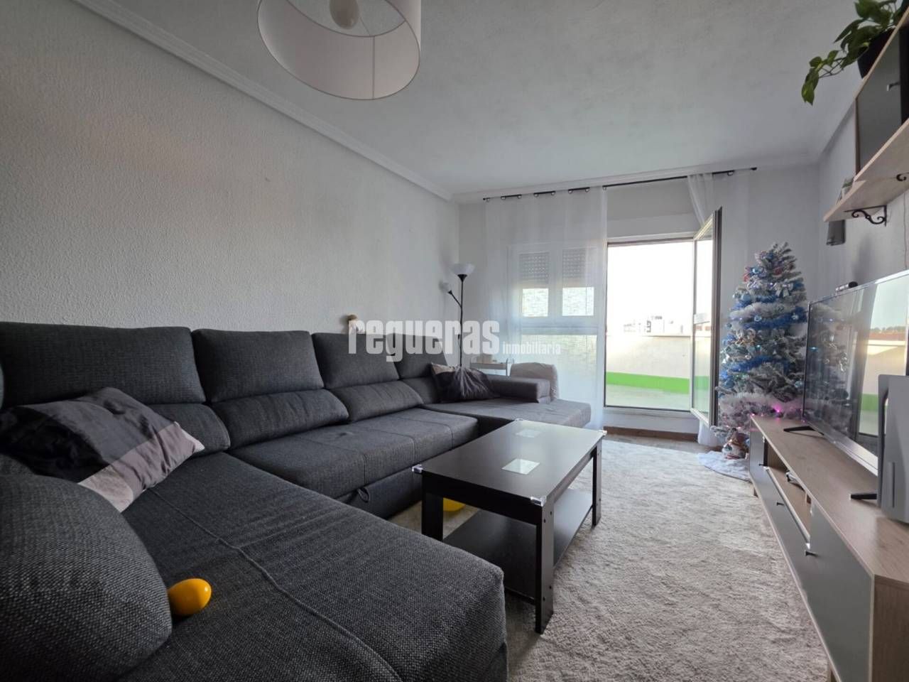 Living room of Attic for sale in Avilés  with Heating, Parquet flooring and Terrace