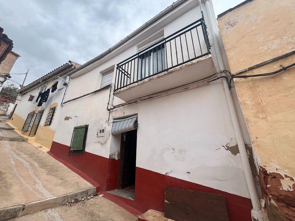 Exterior view of House or chalet for sale in Alcaraz  with Balcony