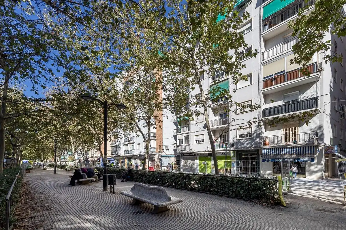 Vista exterior de Piso en venta en Zaidín