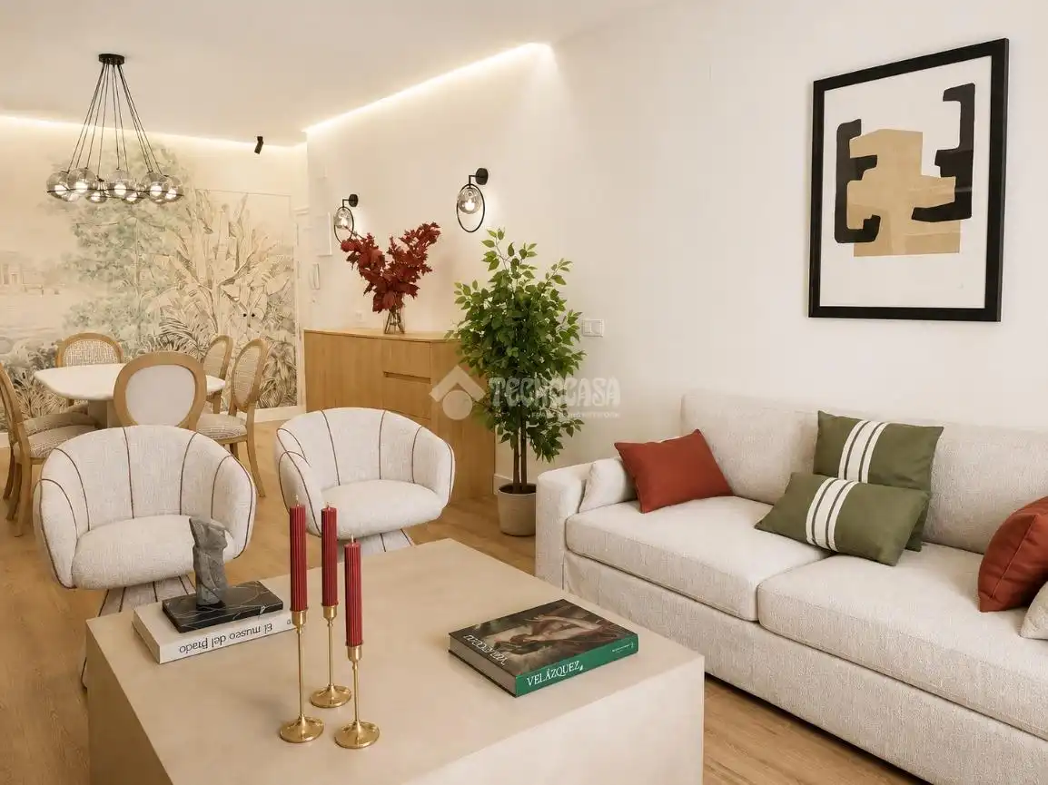 Wohnzimmer von Wohnung zum Verkauf in Madrid mit Klimaanlage, Balkon und Alarm