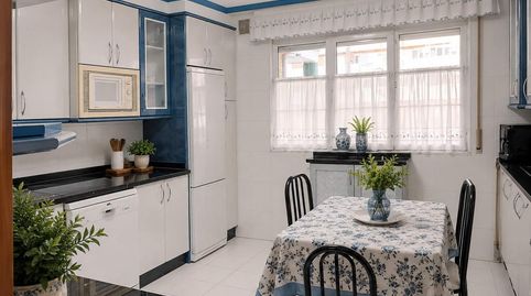 Foto 3 de Casa adosada en venta en Calle Valcarce, 5, El Soto, León Capital