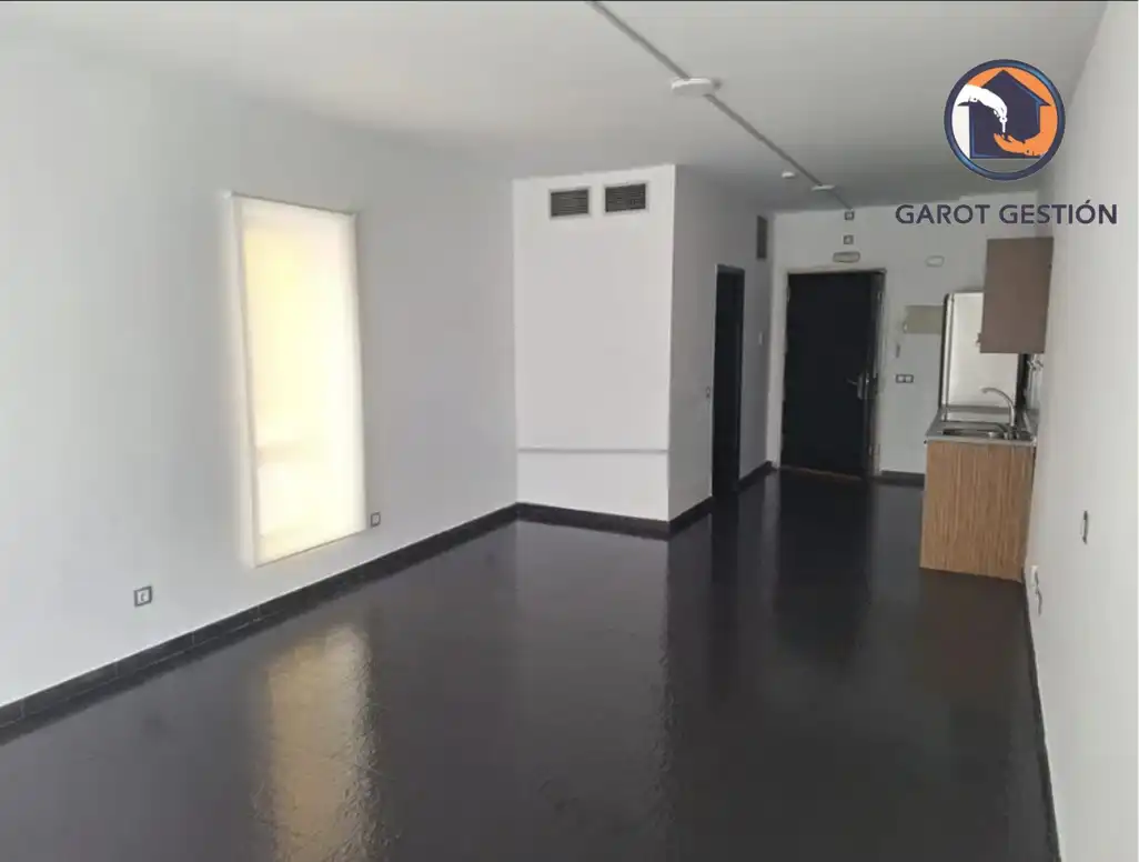 Estudi en venda en Guadalajara amb Aire condicionat, Calefacció i TV