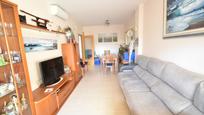 Living room of Flat for sale in Girona Capital  with Air Conditioner, Heating and Terrace