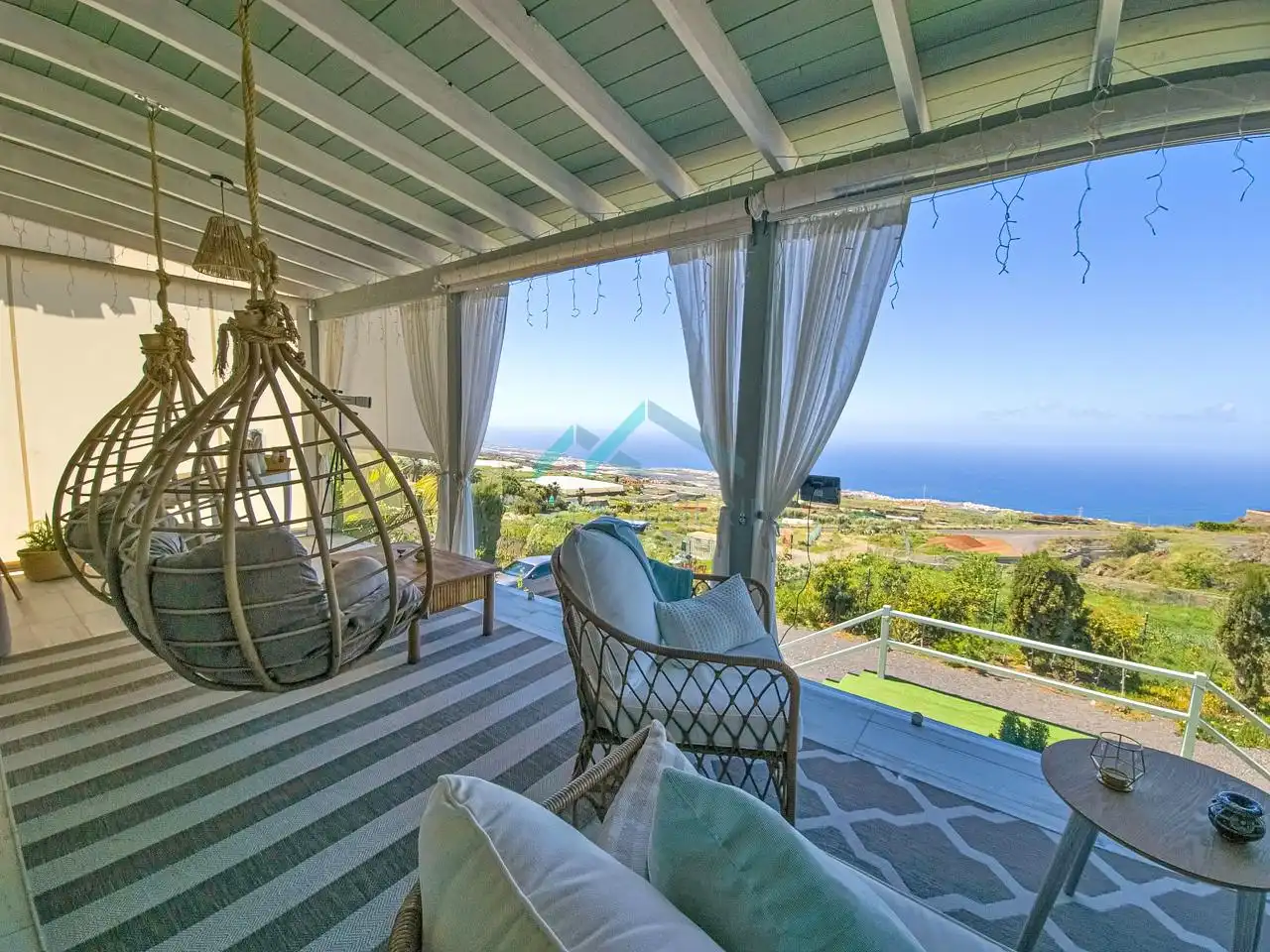 Terrace of Country homes for sale in Guía de Isora