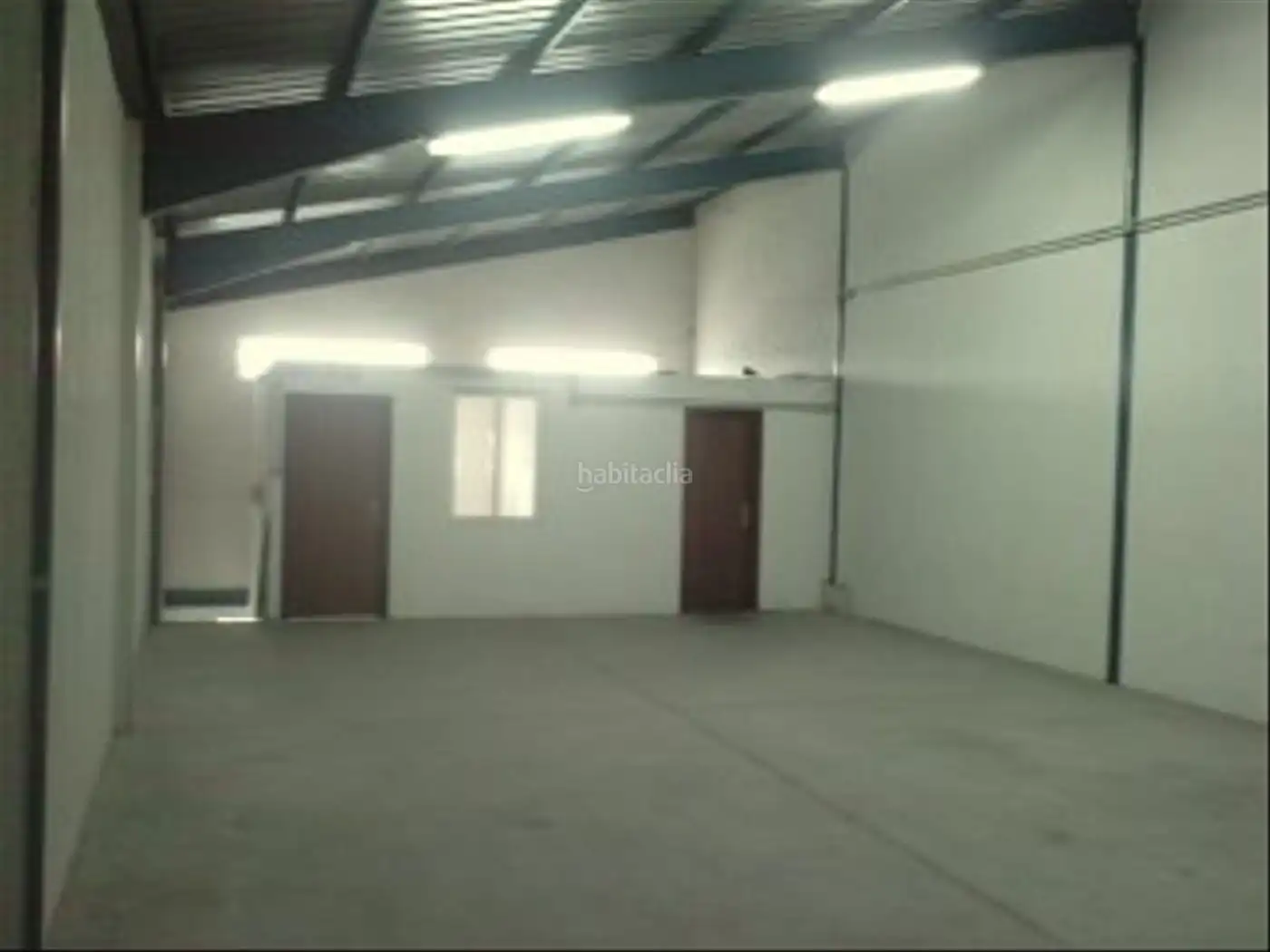 Industrial building for sale in Calle Puerto de San Glorio 41, imagen 3