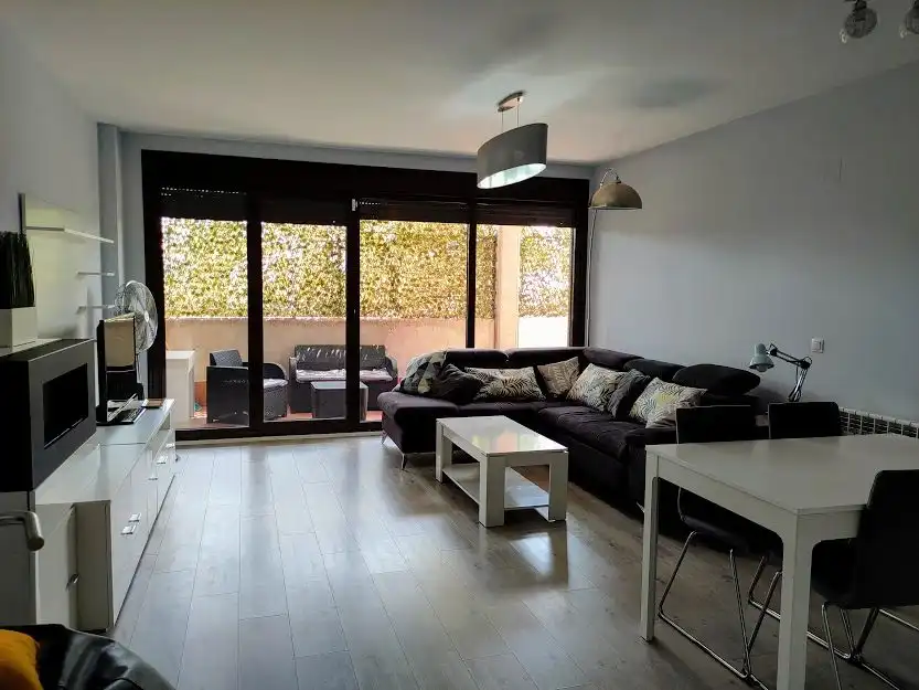 Sala de estar de Planta baja de alquiler en Colmenar Viejo con Calefacción, Jardín privado y Terraza