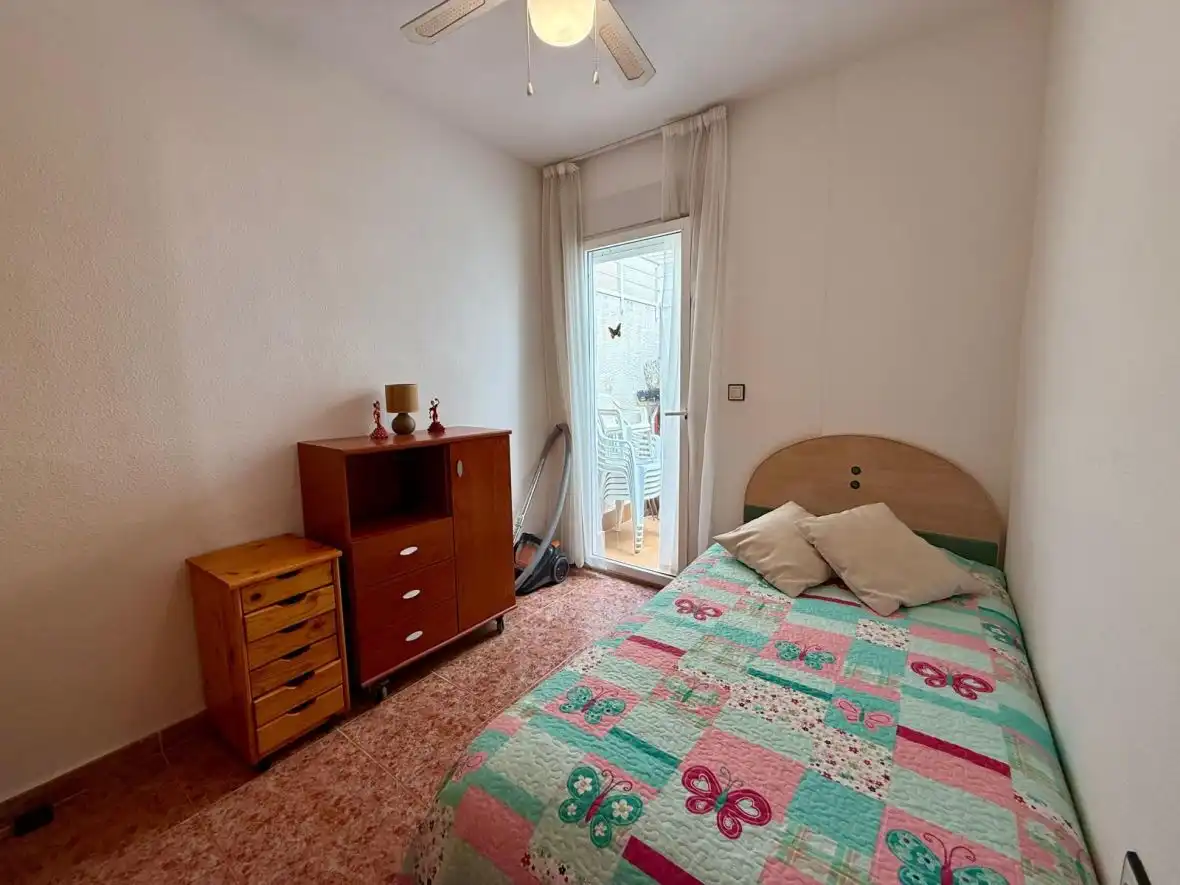 Habitación de Apartamento en venta en Santa Pola con Aire acondicionado, Calefacción y Terraza