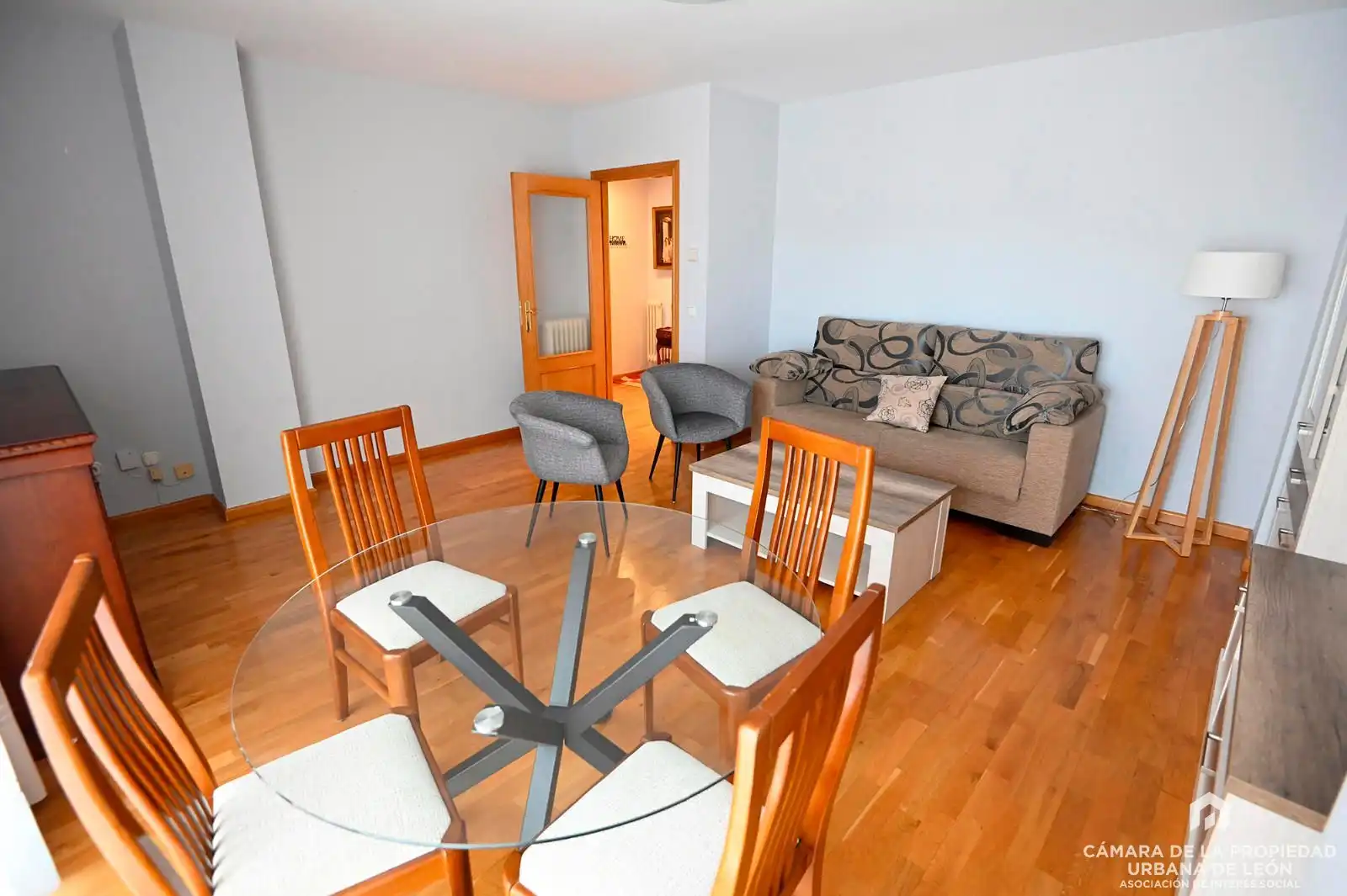 Wohnung zur Miete in Gordón Ordas, Las Eras de Renueva